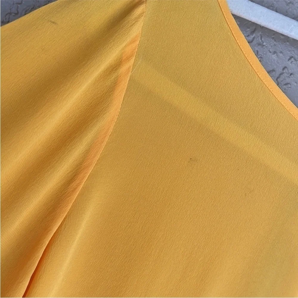 Lewit Silk Pleated Sleeve Blouse Yellow Keyhole Back Top M - Picture 10 of 10